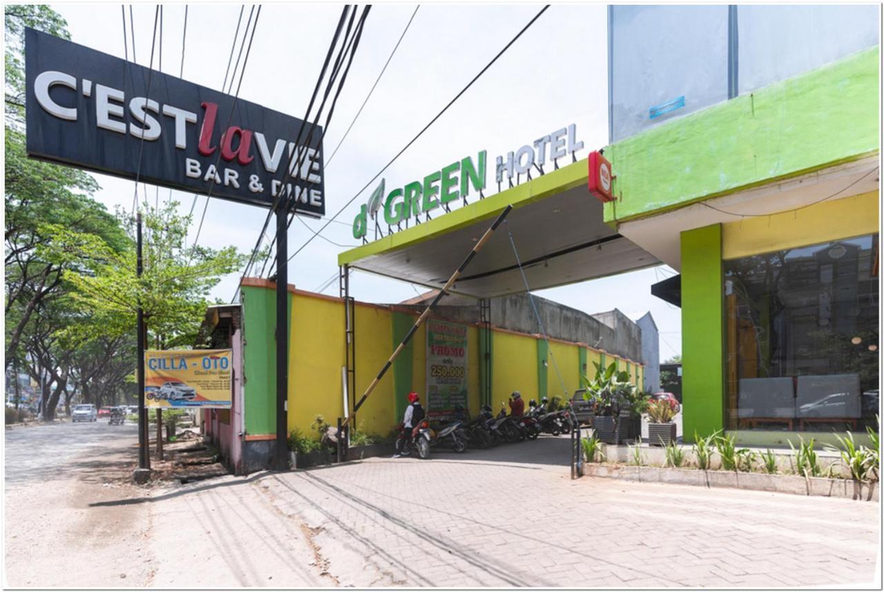 Reddoorz Plus @ Hertasning Area Makassar Esterno foto